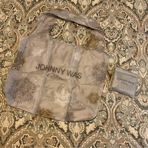 New JOHNNY WAS Limited Christmas Snow Flakes Edition Foldable Packable Tote Bag